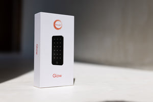 Demonstration of the Glow device's automated timer for ease of use by BioLight.